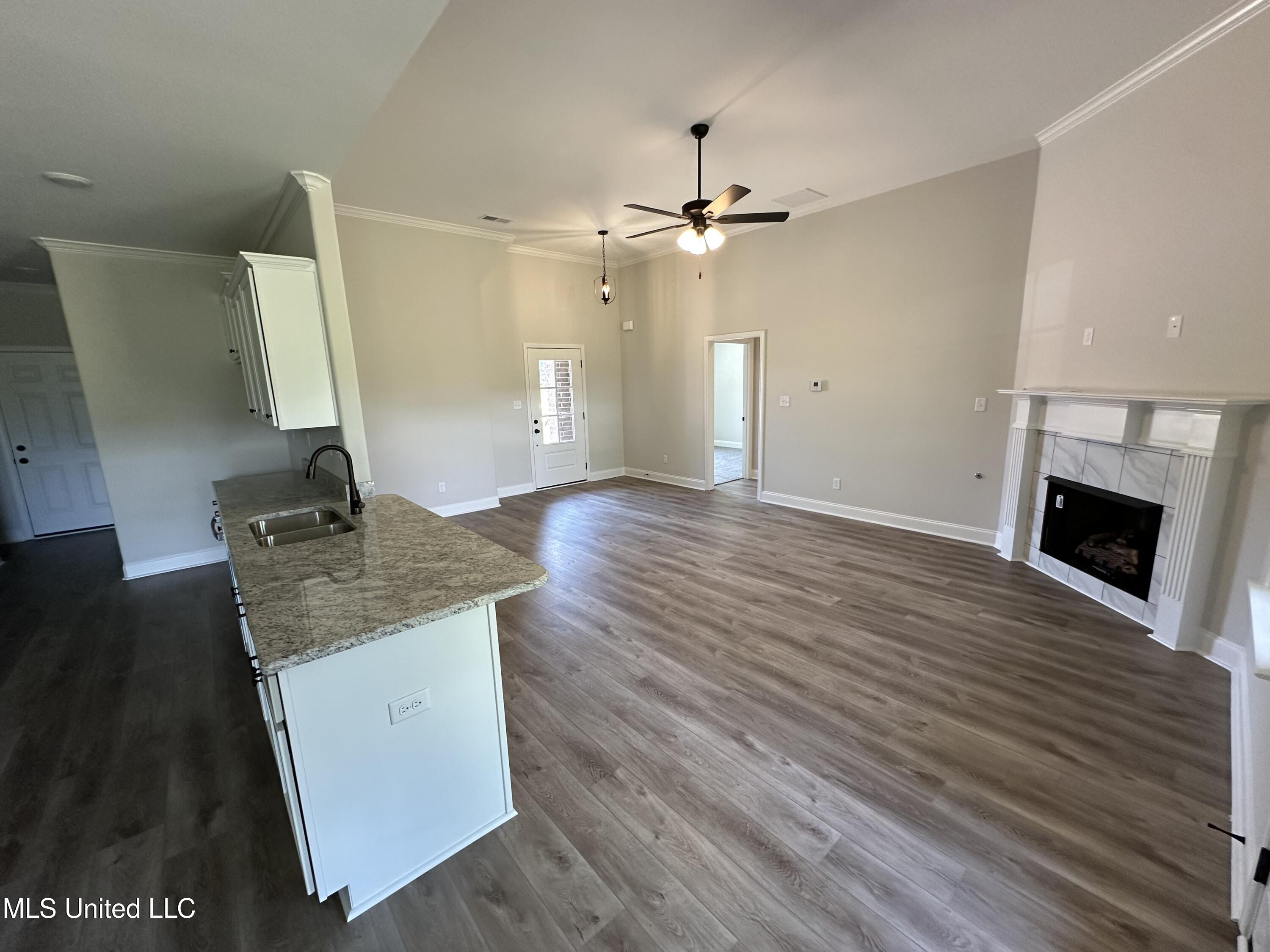 904 Andys Way Hernando, MS 38651 - Photo 5 of 19 IMG_5829