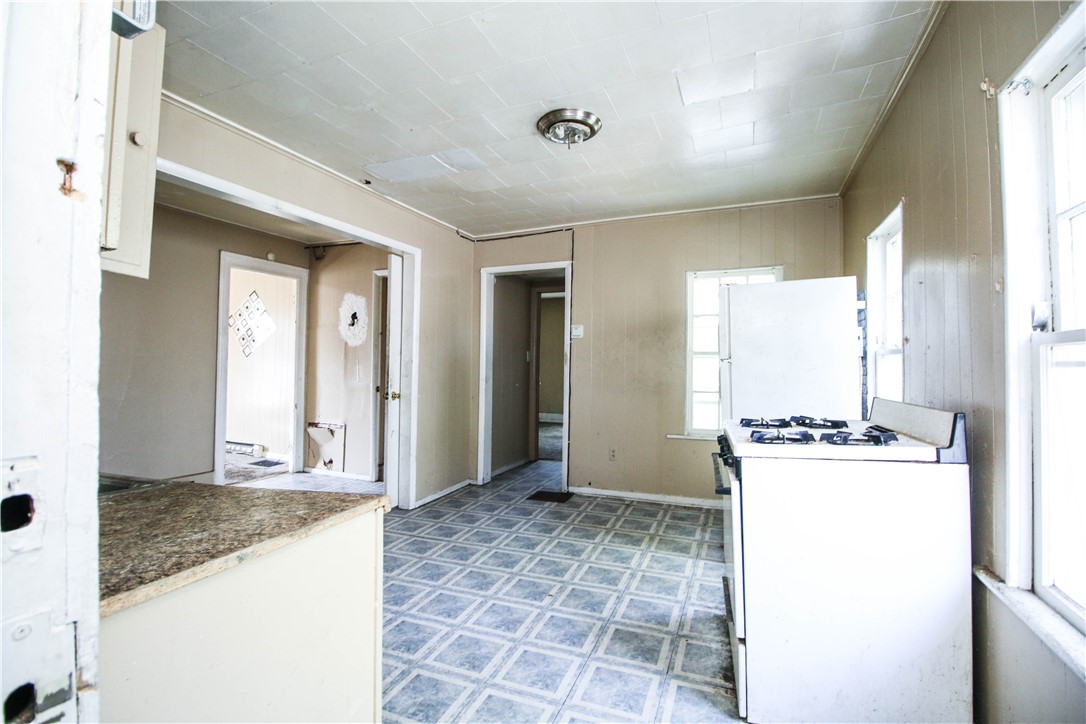 163 Spencer Street Rochester, NY 14608 - Photo 15 of 19