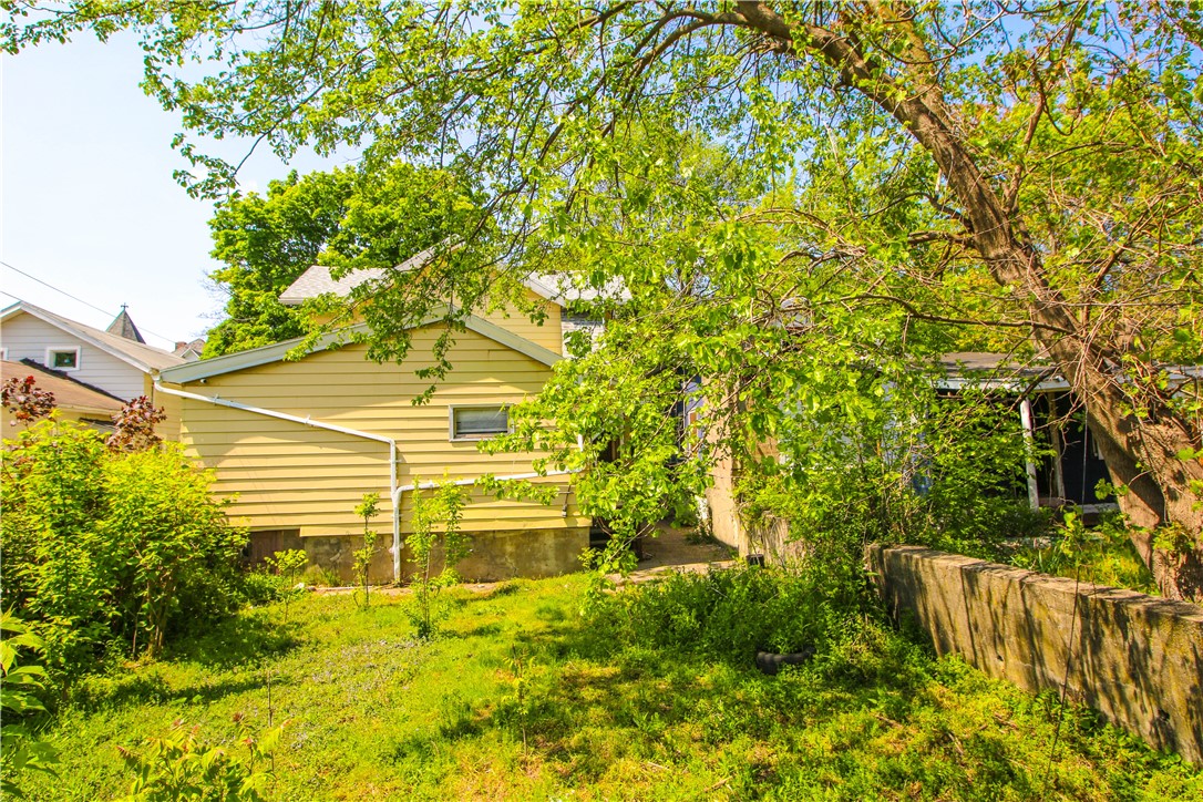 163 Spencer Street Rochester, NY 14608 - Photo 3 of 19