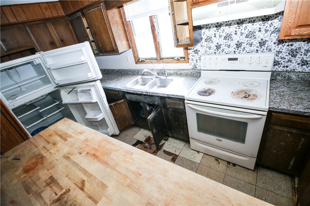 163 Spencer Street Rochester, NY 14608 - Photo 7 of 19