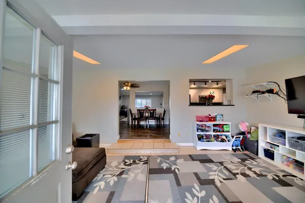 $639,000 | 403 Curtwood Court, Manteca, CA 95336