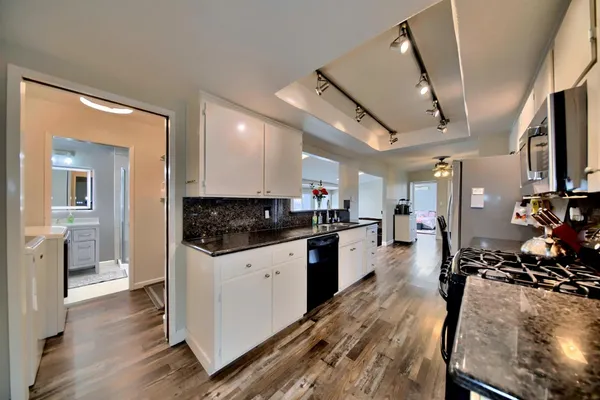 $639,000 | 403 Curtwood Court, Manteca, CA 95336