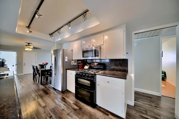$639,000 | 403 Curtwood Court, Manteca, CA 95336