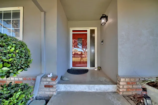 $639,000 | 403 Curtwood Court, Manteca, CA 95336