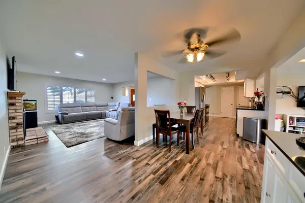 $639,000 | 403 Curtwood Court, Manteca, CA 95336