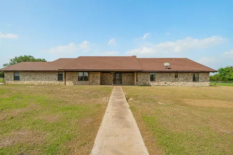 $3,412,500 | 5544 Fm 927 Walnut Springs, Walnut Springs, TX 76690
