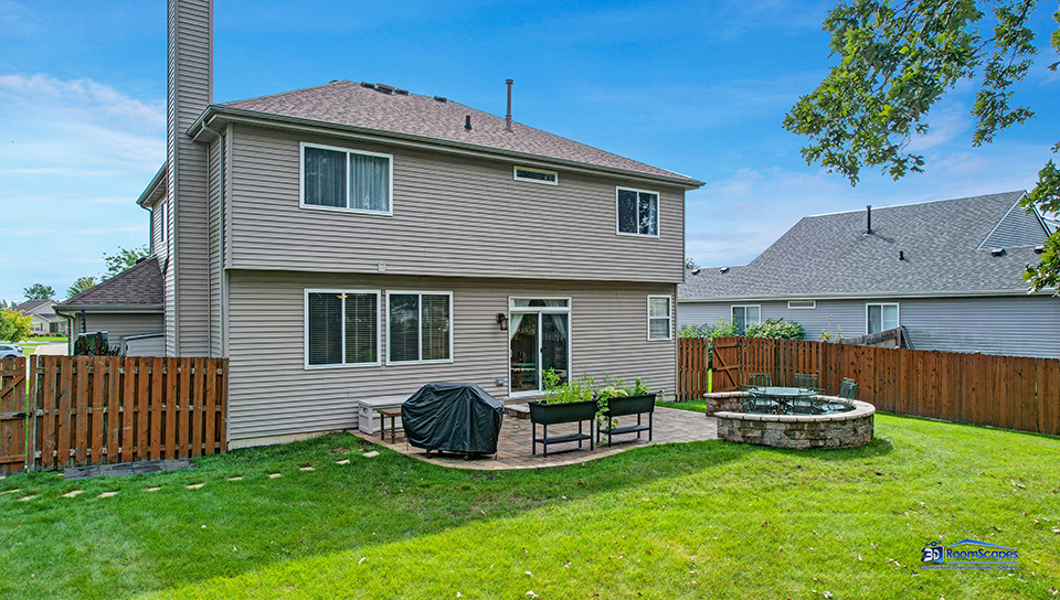 788 North Overlook Trail Round Lake, IL 60073 - Photo 33 of 45 a house view with a garden space