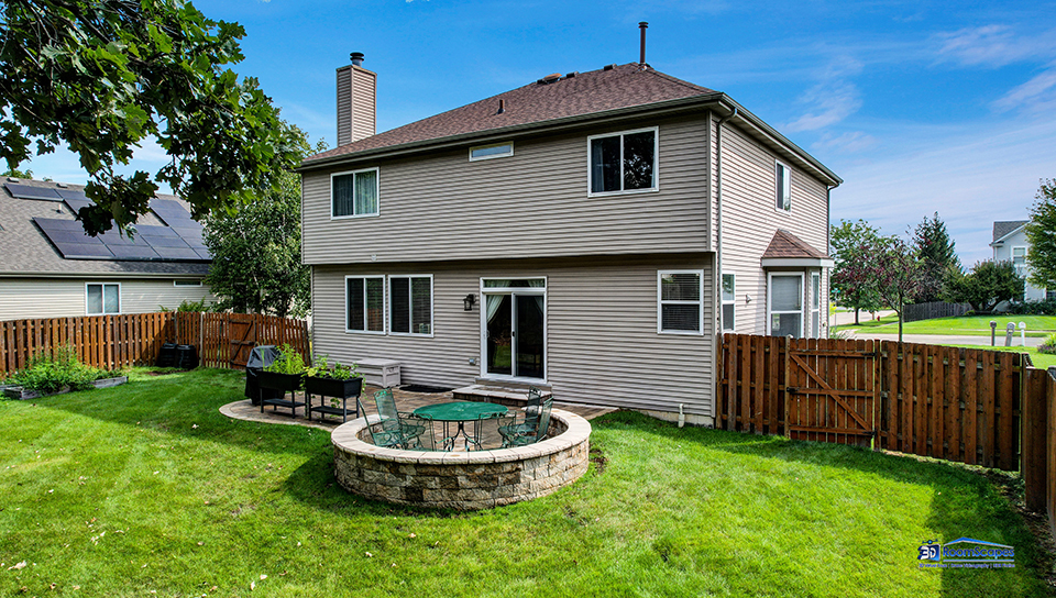 788 North Overlook Trail Round Lake, IL 60073 - Photo 34 of 45 a front view of house with a garden
