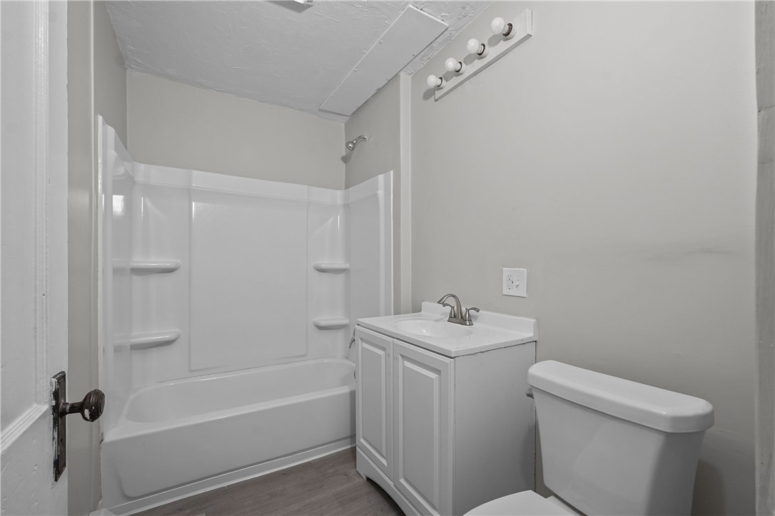 287 Mason Street Woonsocket, RI 02895 - Photo 16 of 40