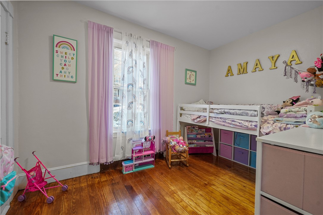 287 Mason Street Woonsocket, RI 02895 - Photo 8 of 40