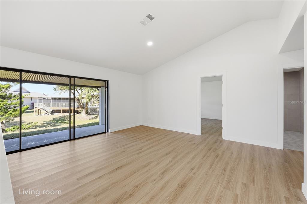 1325 Riverside Drive Tarpon Springs, FL 34689 - Photo 12 of 37