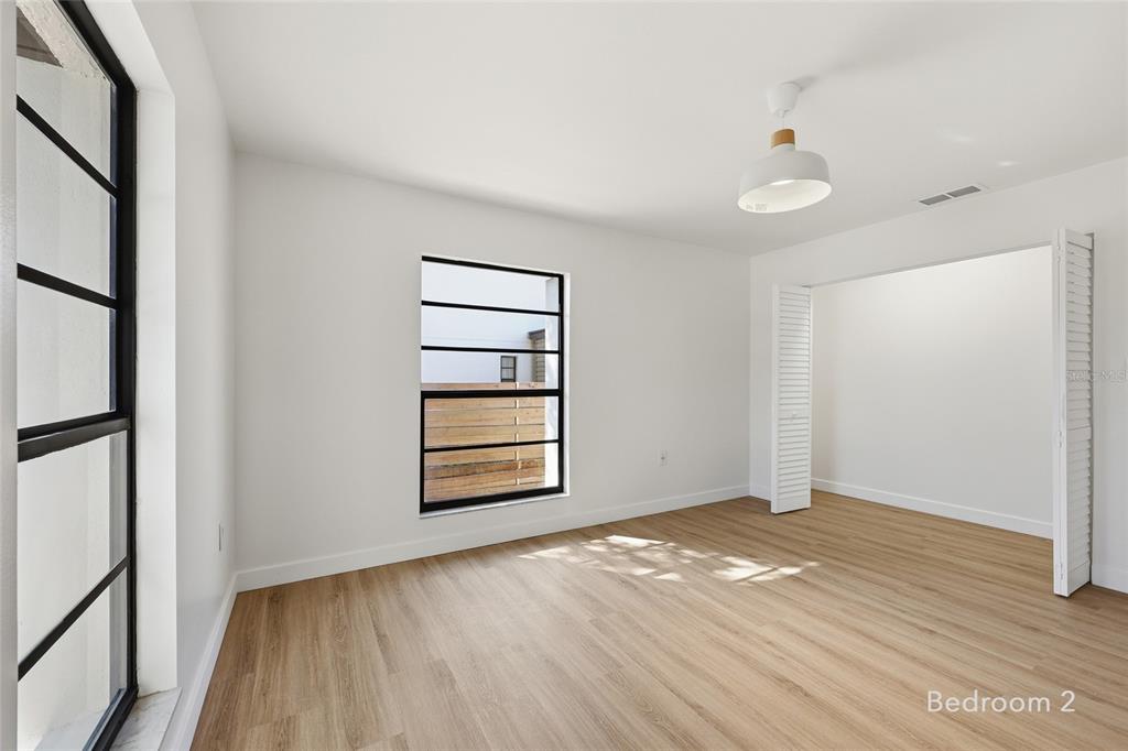 1325 Riverside Drive Tarpon Springs, FL 34689 - Photo 19 of 37