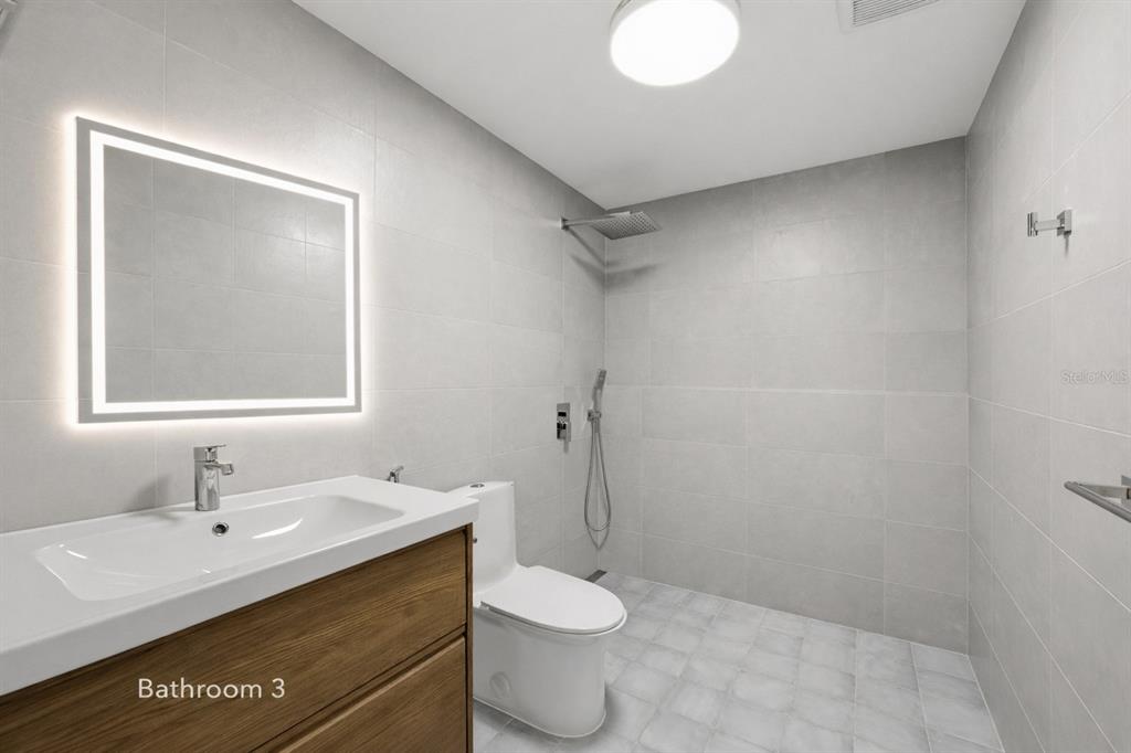 1325 Riverside Drive Tarpon Springs, FL 34689 - Photo 27 of 37