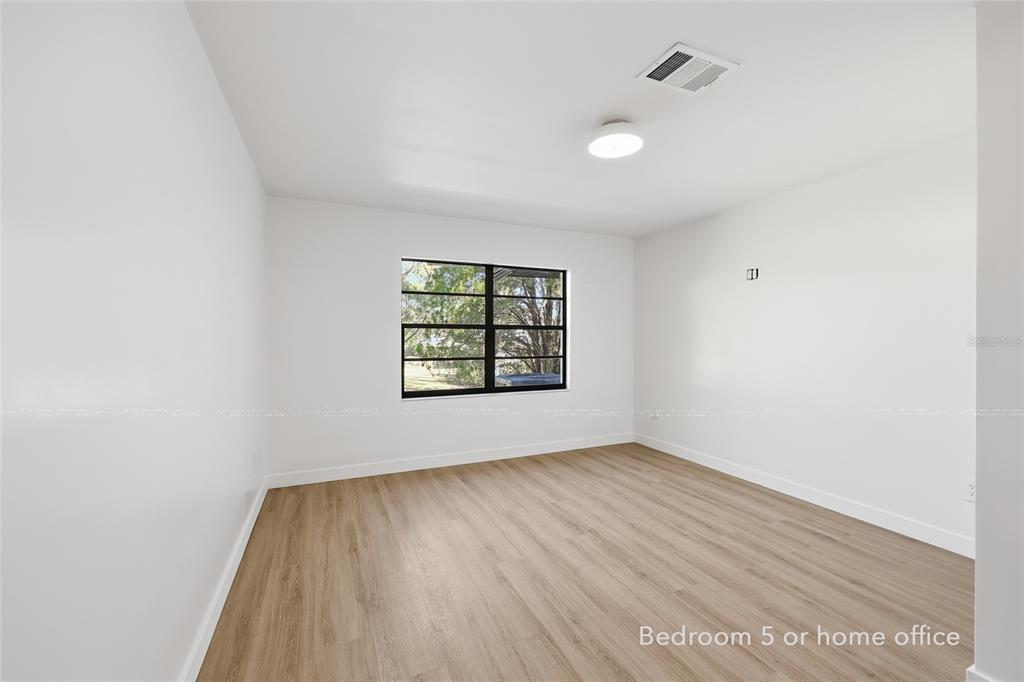 1325 Riverside Drive Tarpon Springs, FL 34689 - Photo 28 of 37