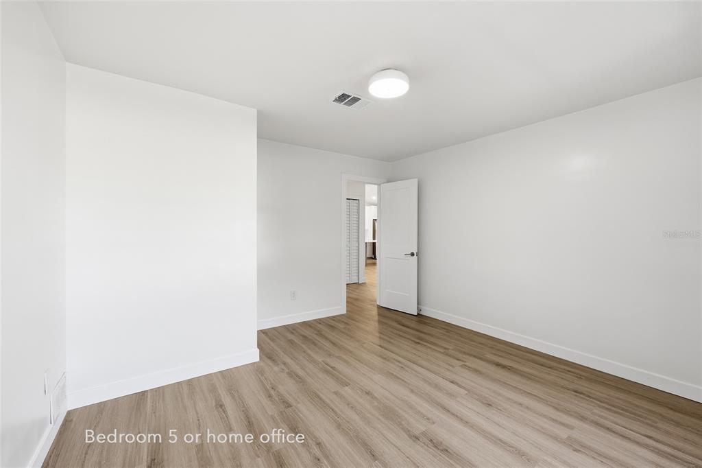 1325 Riverside Drive Tarpon Springs, FL 34689 - Photo 30 of 37