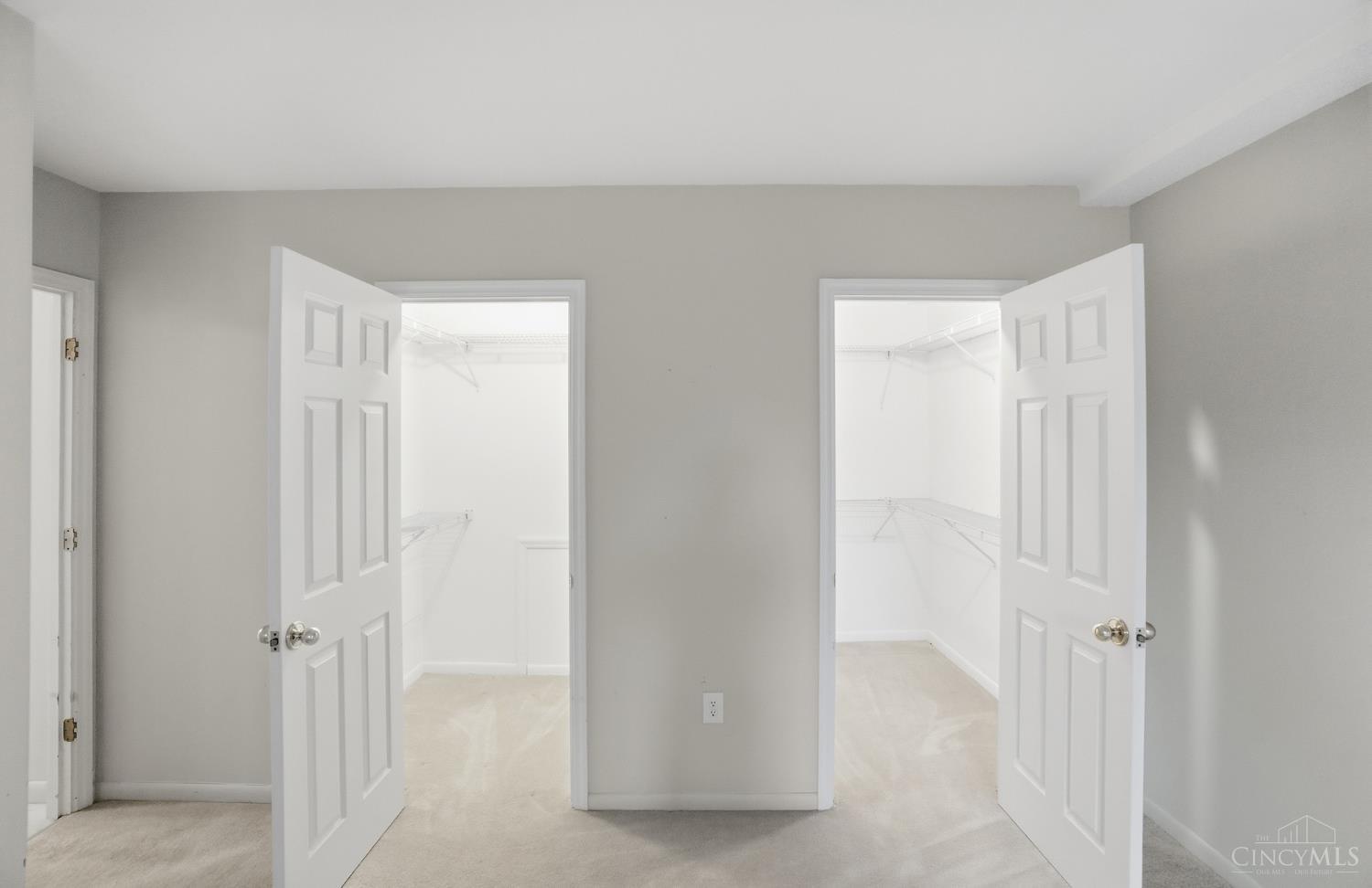 2444 Madison Road, Unit 408 Cincinnati, OH 45208 - Photo 21 of 49