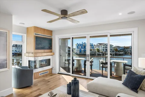 $3,950,000 | 233 West 17th Street, Ocean City, NJ 08226