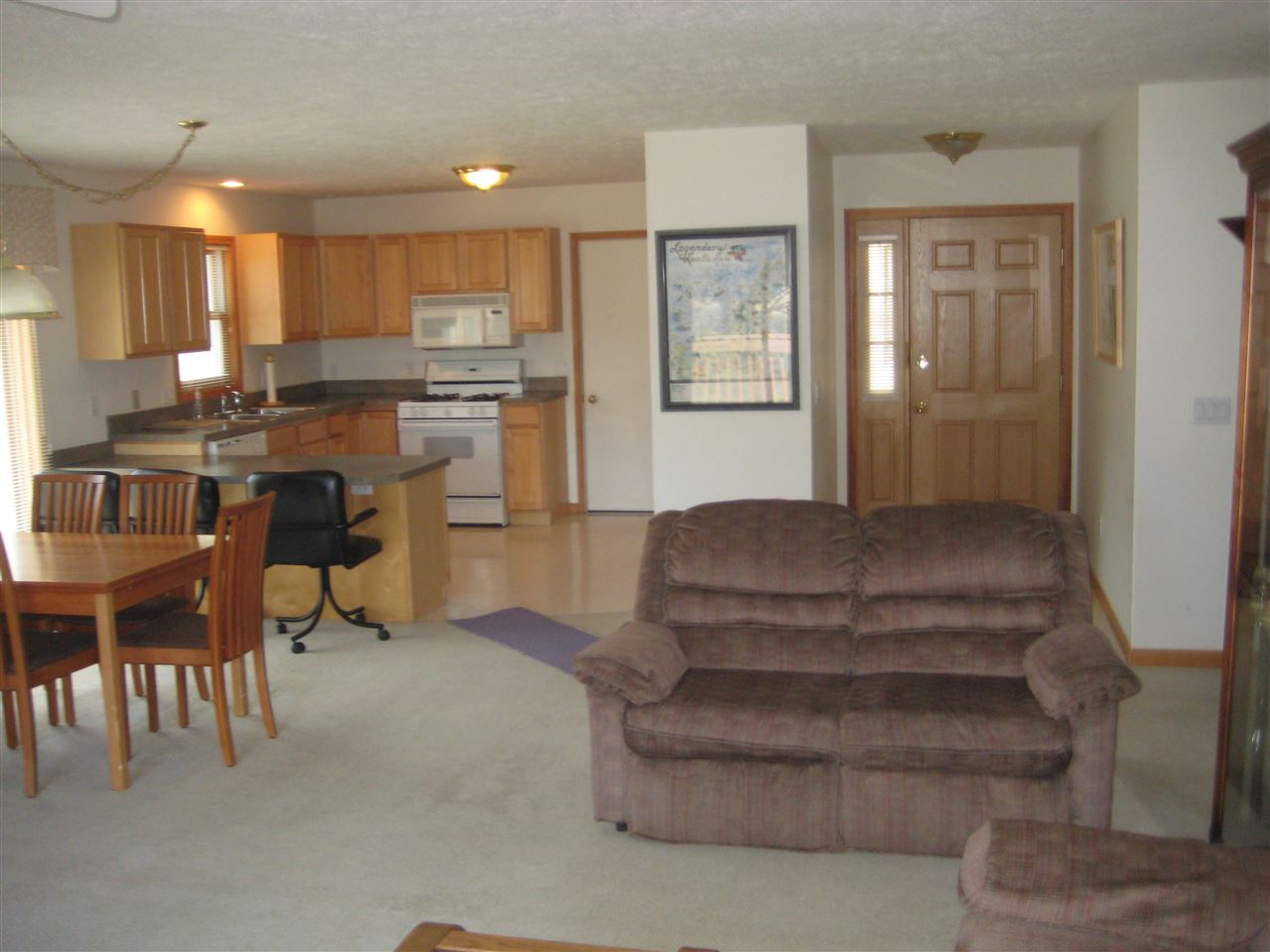 9179 South Maple City Road Maple City, MI 49664 - Photo 11 of 43 1873888-10.JPG