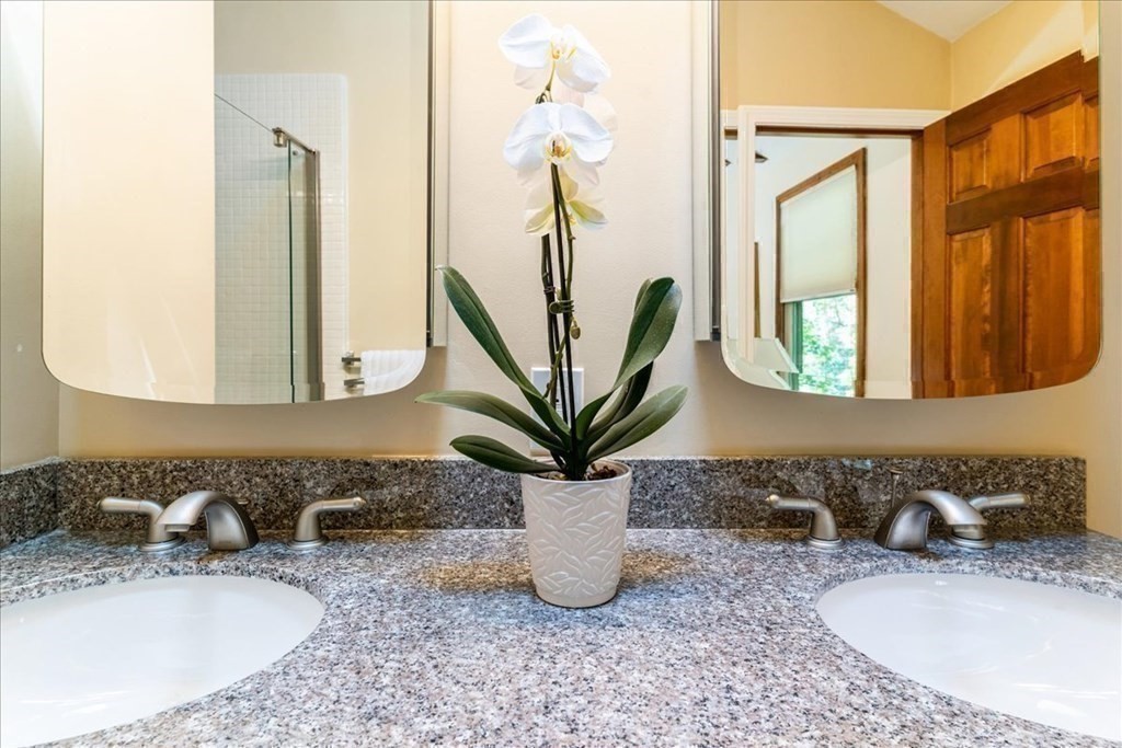 144 Payson Road Brookline, MA 02467 - Photo 20 of 34