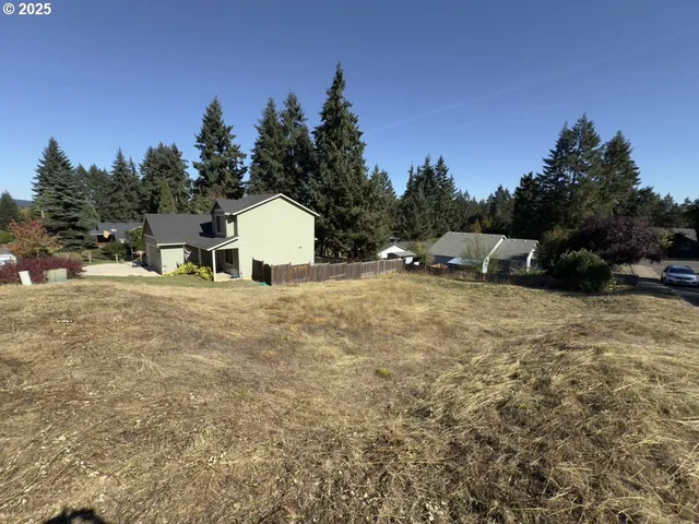 $85,000 | 0 10th Street, Veneta, OR 97487