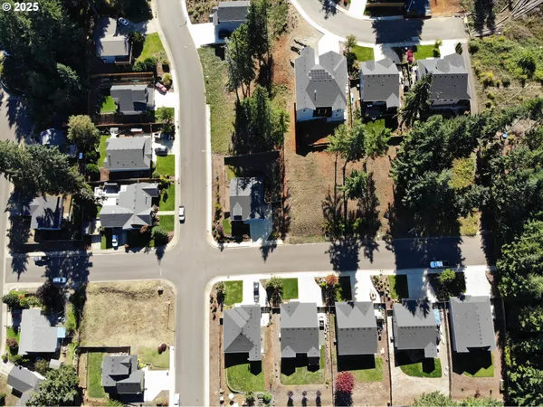 $70,000 | 0 10th Street, Veneta, OR 97487