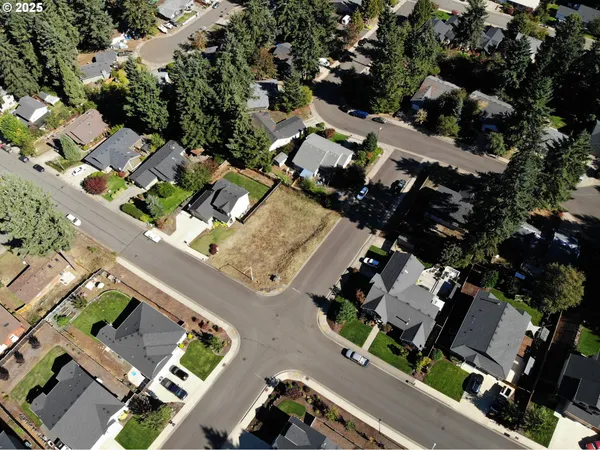 $70,000 | 0 10th Street, Veneta, OR 97487