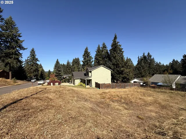$85,000 | 0 10th Street, Veneta, OR 97487