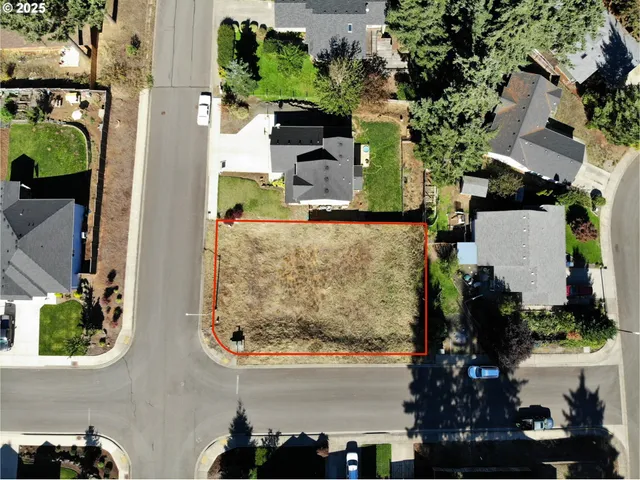 $85,000 | 0 10th Street, Veneta, OR 97487