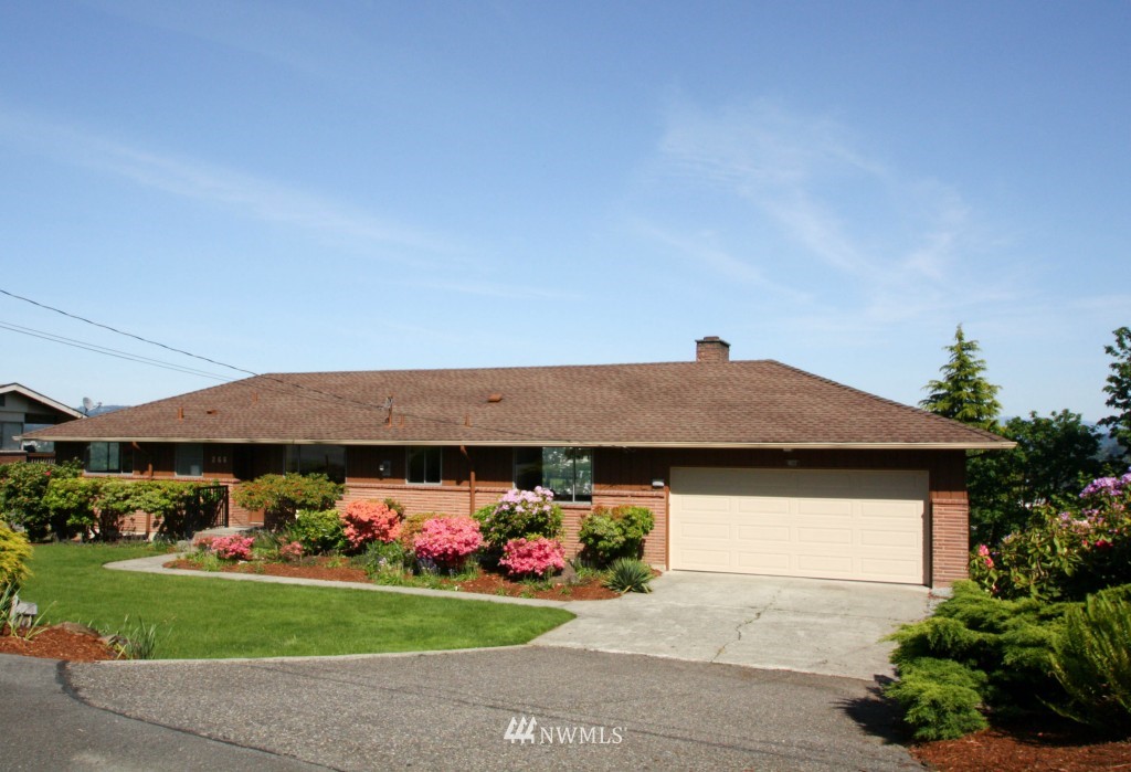 266 Seneca Avenue Northwest Renton, WA 98057 - Photo 3 of 25