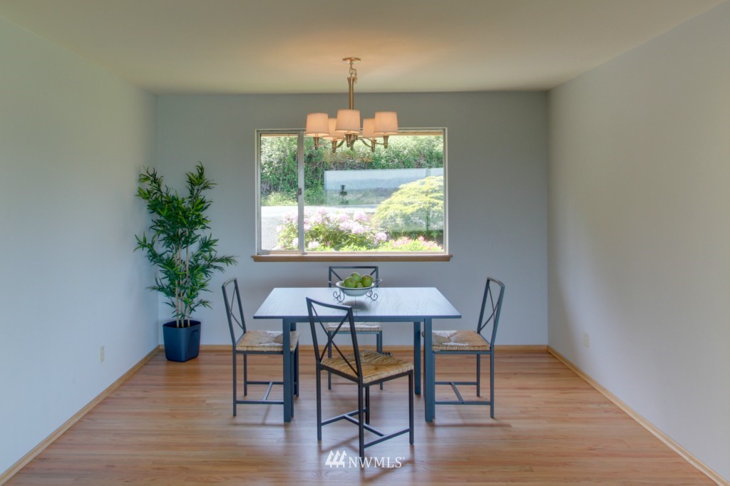 266 Seneca Avenue Northwest Renton, WA 98057 - Photo 9 of 25