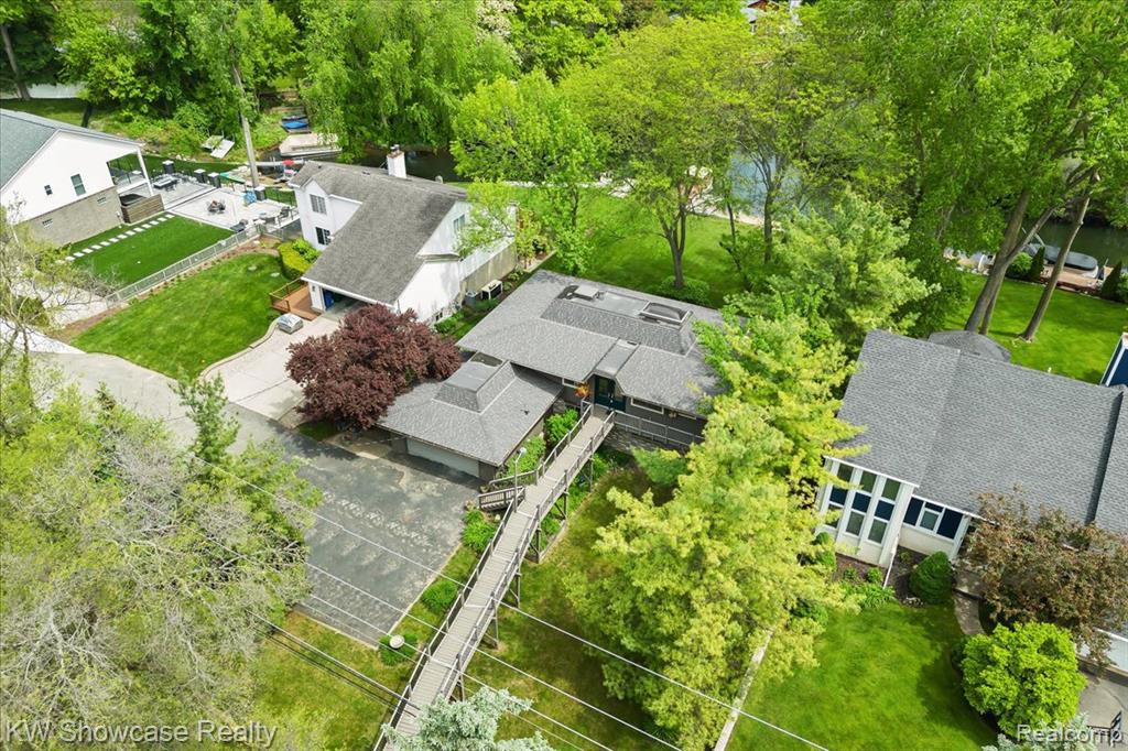 3428 Benstein Road Commerce Township, MI 48382 - Photo 40 of 44