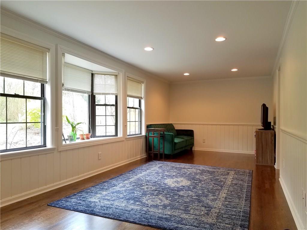 327 Sleepy Hollow Road Pittsburgh, PA 15228 - Photo 10 of 25 Gallery Image 10