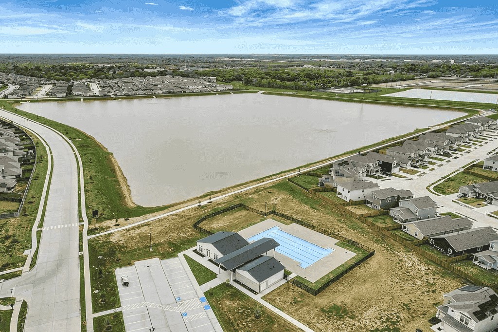6427 Bolinas Court Rosharon, TX 77583 - Photo 22 of 23 an aerial view of ocean and residential houses with outdoor space