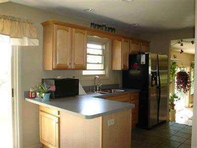 12200 Foley Road Fenton, MI 48430 - Photo 3 of 9 20258898-2.JPG