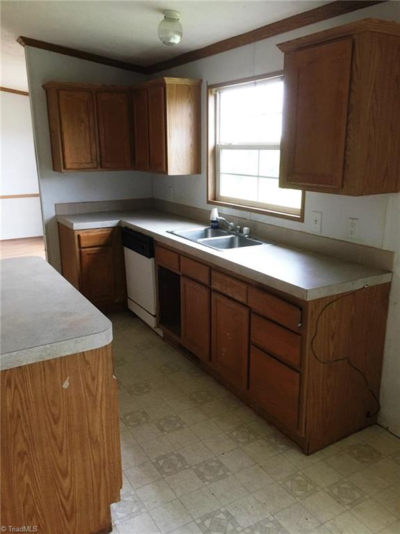1501 Tyro Road Lexington, NC 27295 - Photo 2 of 7