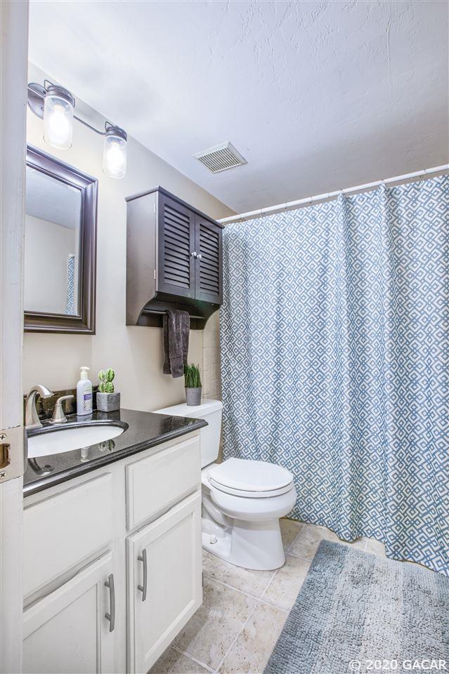 801 Southwest 55th Terrace Gainesville, FL 32607 - Photo 12 of 20