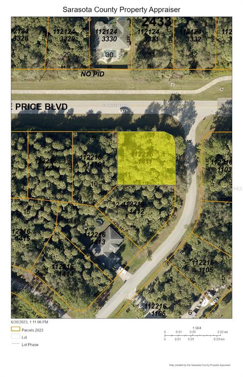 Oversize corner lot