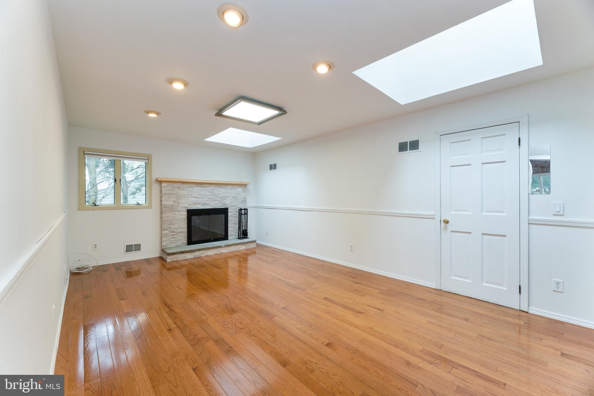 8 Millstone Road Princeton Junction, NJ 08550 - Photo 18 of 37