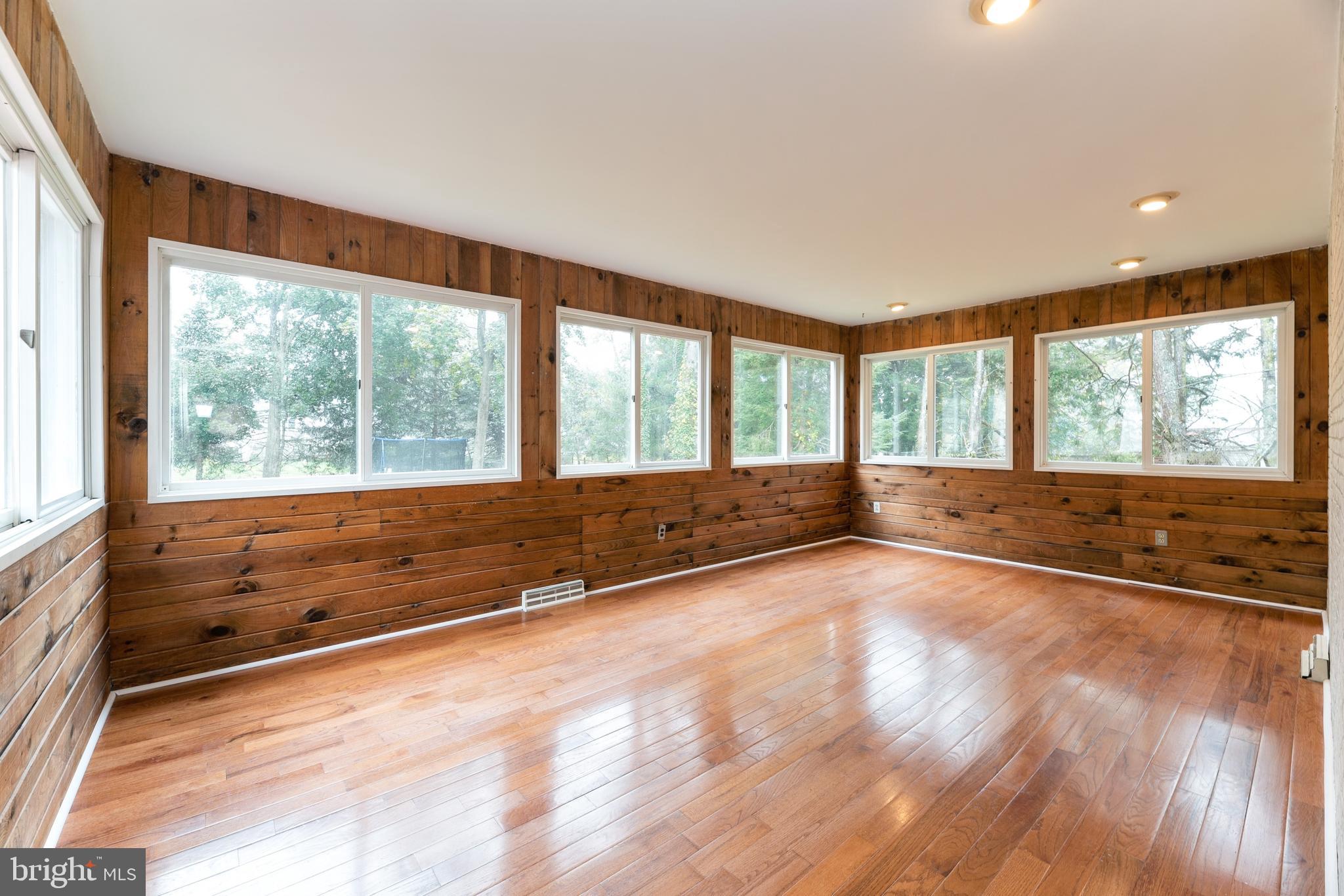 8 Millstone Road Princeton Junction, NJ 08550 - Photo 21 of 37