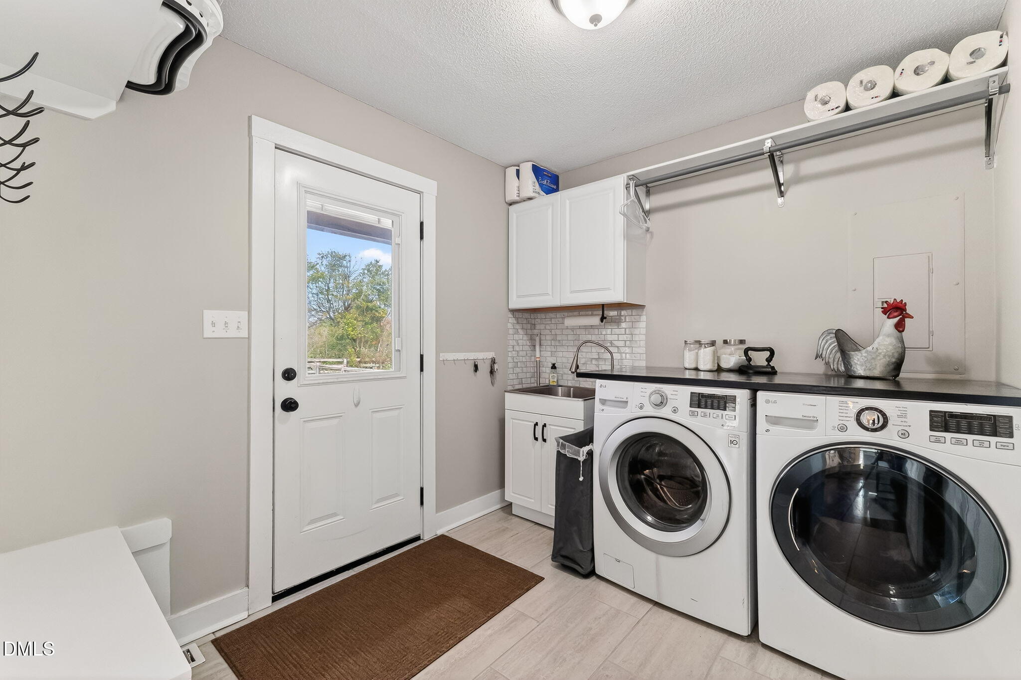 9605 Sauls Road Raleigh, NC 27603 - Photo 26 of 100 Laundry Room/Drop Zone