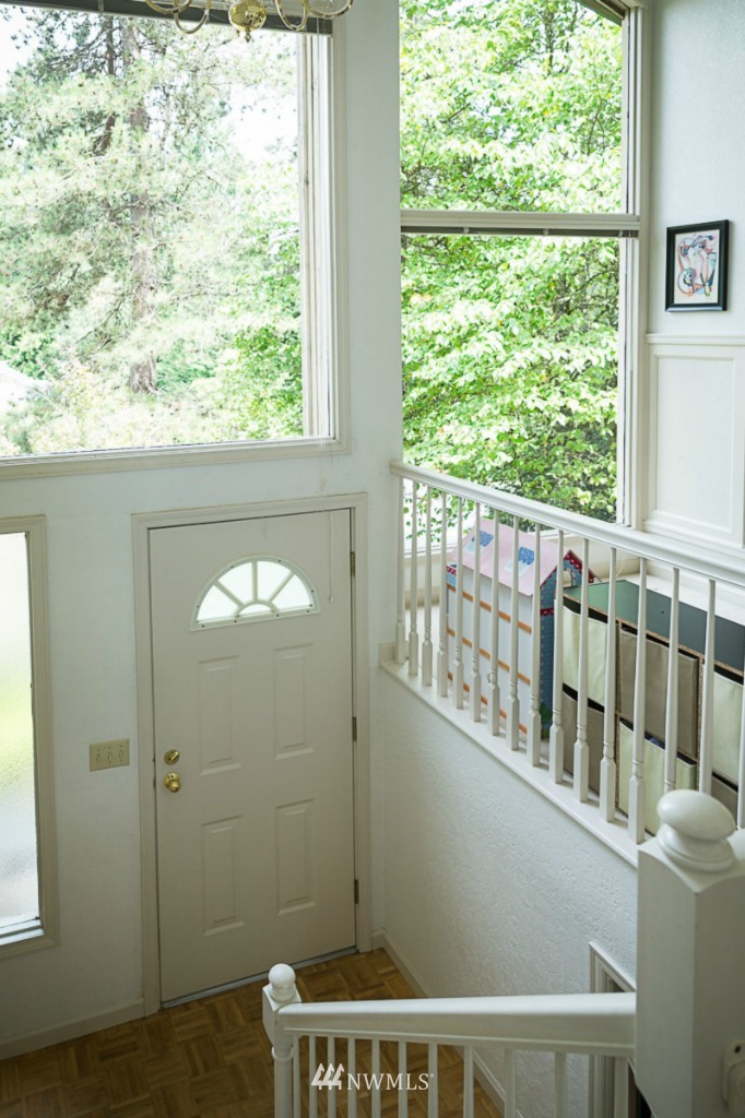 4264 Ridgewood Avenue Bellingham, WA 98229 - Photo 3 of 23 Gallery Image 3