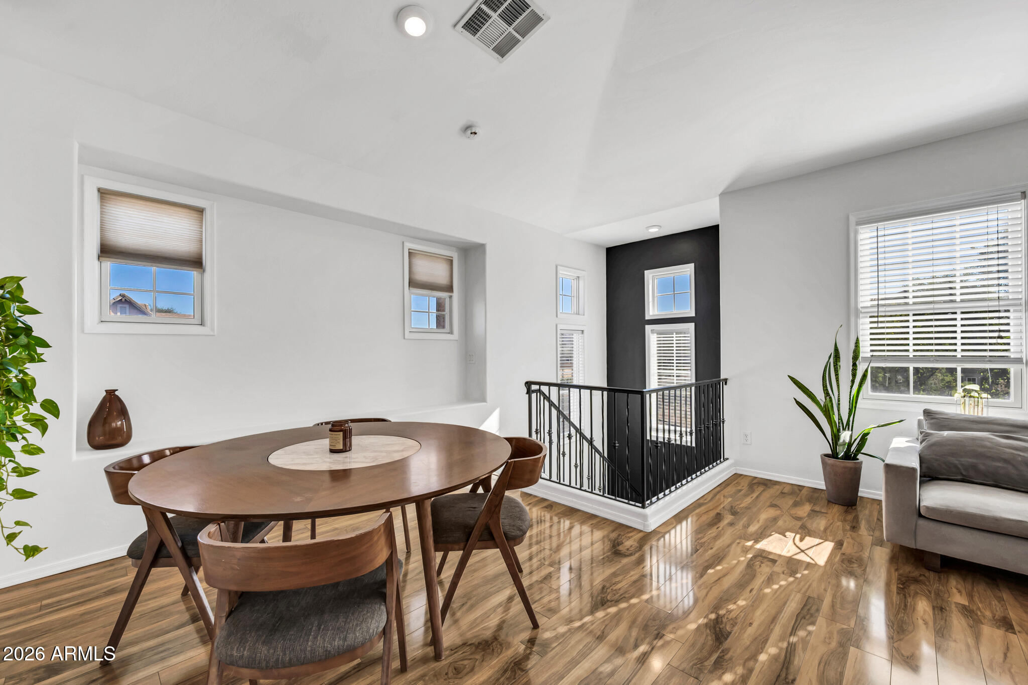 5627 South 21st Terrace Phoenix, AZ 85040 - Photo 5 of 32 a dining room with furniture and window