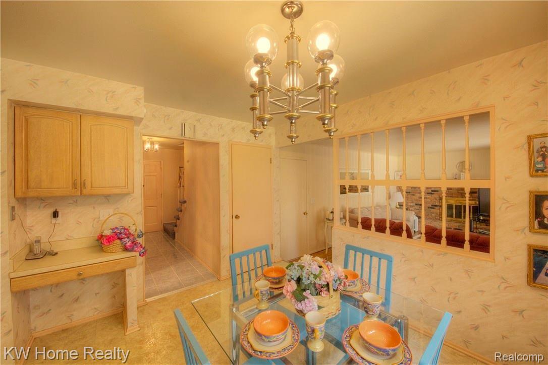 21100 Andover Road Southfield, MI 48076 - Photo 23 of 59 930A0558_59_60.jpg