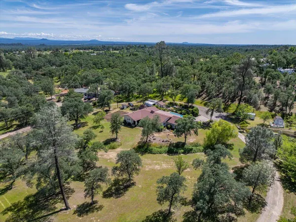 $629,000 | 21781 Coloma Drive, Palo Cedro, CA 96073