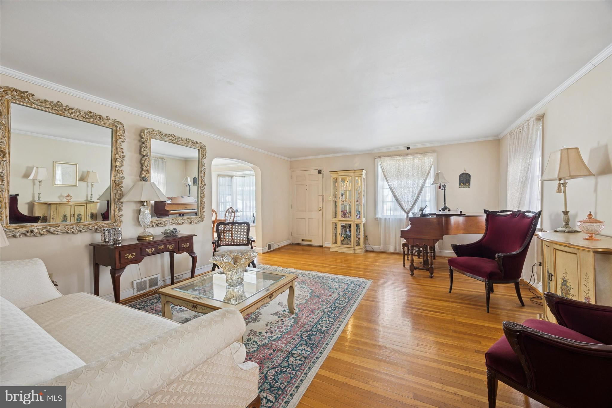 4 Myrtle Avenue Havertown, PA 19083 - Photo 5 of 31
