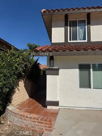 $1,700 | 17298 Woodhill Street, Unit 2, Fontana, CA 92336