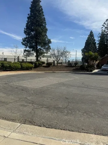 $1,800 | 17298 Woodhill Street, Unit 2, Fontana, CA 92336