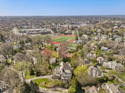 $4,950,000 | 15 Hemlock Road, Bronxville, NY 10708