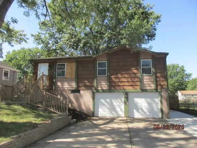 $152,900 | 658 North Mohican Drive, Independence, MO 64056