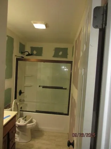 $152,900 | 658 North Mohican Drive, Independence, MO 64056